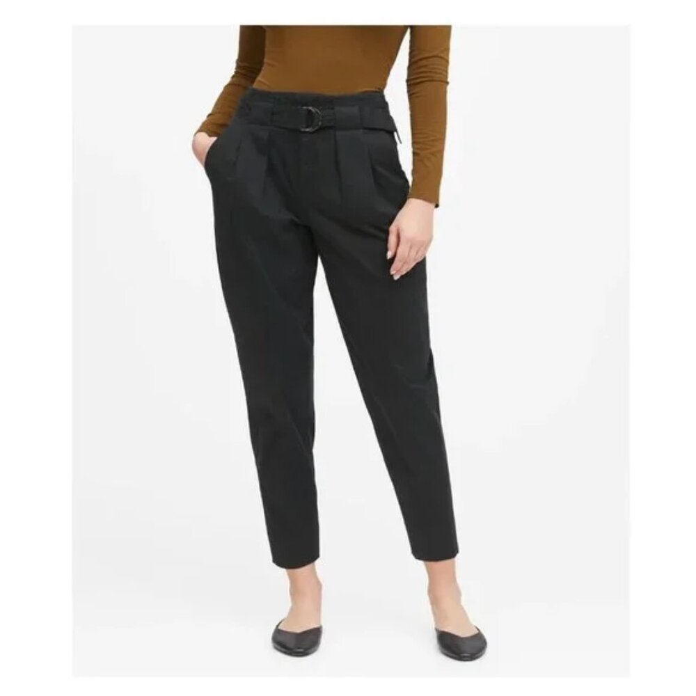 NWT Banana Rep High Rise Tapered Cropped Pant 4 PETITE Black B479